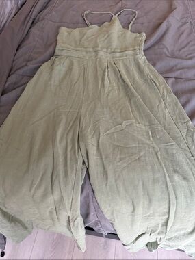 NWT Anrabees Women’s Sage Green Wide-Leg Jumpsuit